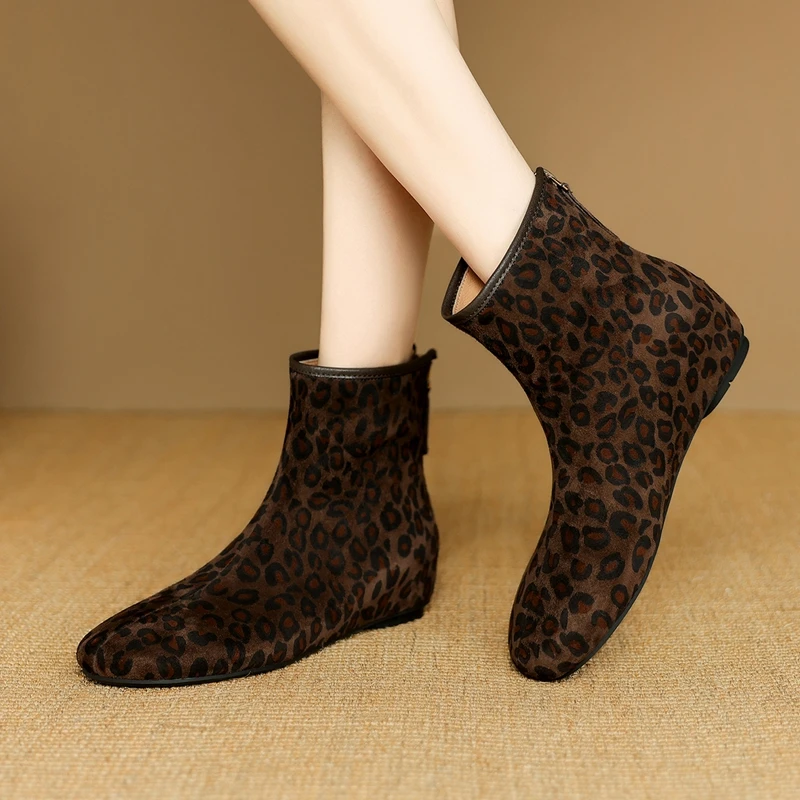 

Women's new leather sheep suede round toe back zipper leopard print with increased height in the middle heel Chelsea short boots