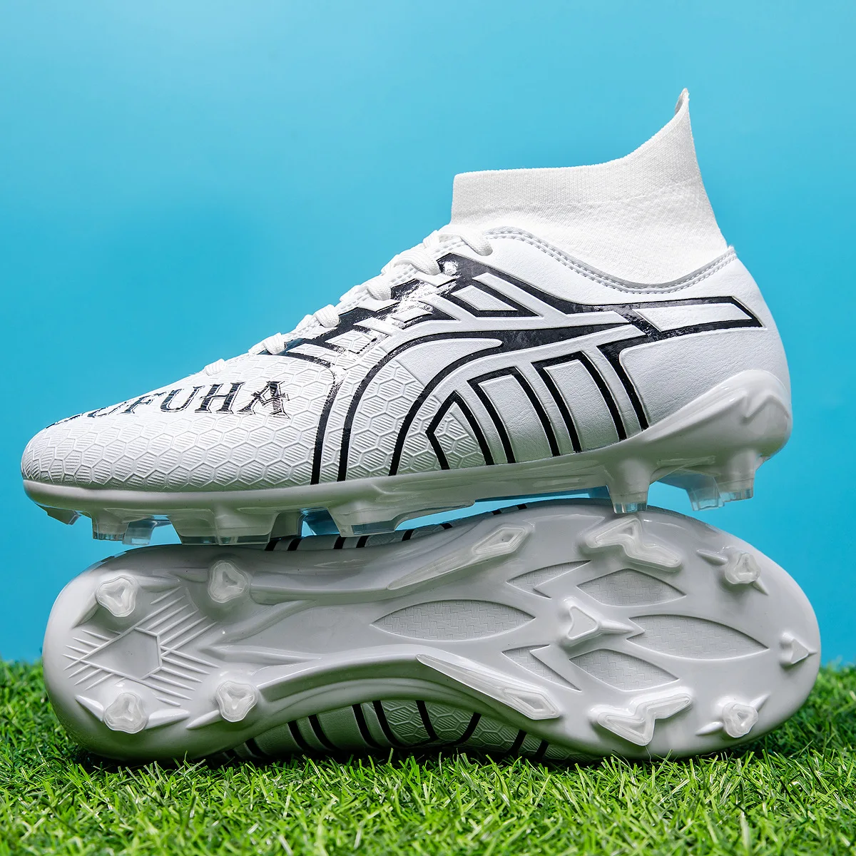 Nieuwe Mens Soccer Cleats Outdoor Lichtgewicht Hoge Top Training Boots Ground Atletische Voetbalschoenen voor Heren/Vrouwen