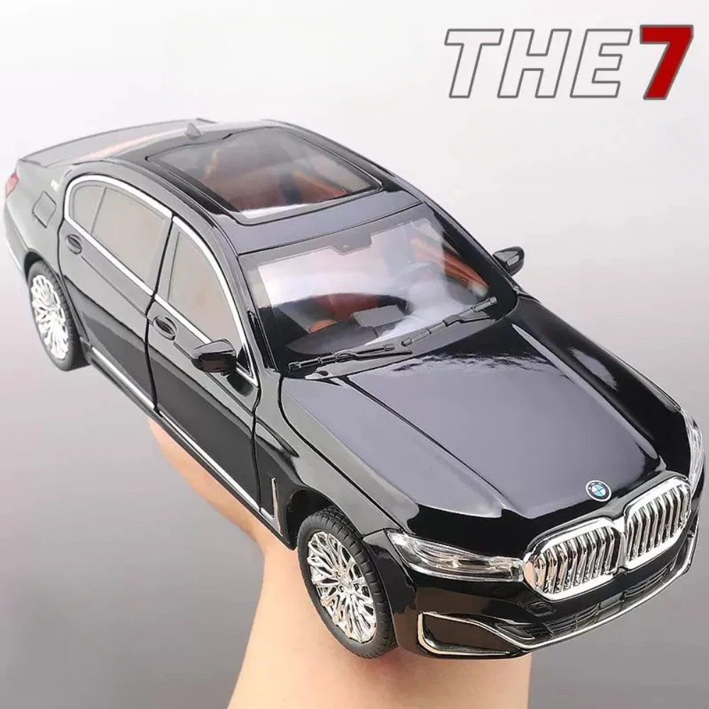 

1:24 THE 7 760Li Модель I5 M60 Литой автомобиль из сплава, игрушки, 6 дверей, открытый звук, свет, откат, миниатюрные автомобили, подарки на день рождения для мальчика