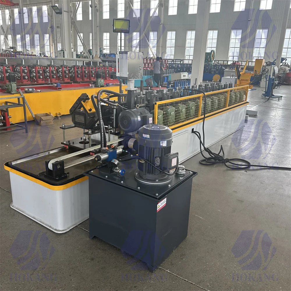 Automatic PLC Controlled Motor Driven C/U Channel Steel Frame Purlin Roll Forming Machine Easy Operation 220V/380V Customizable