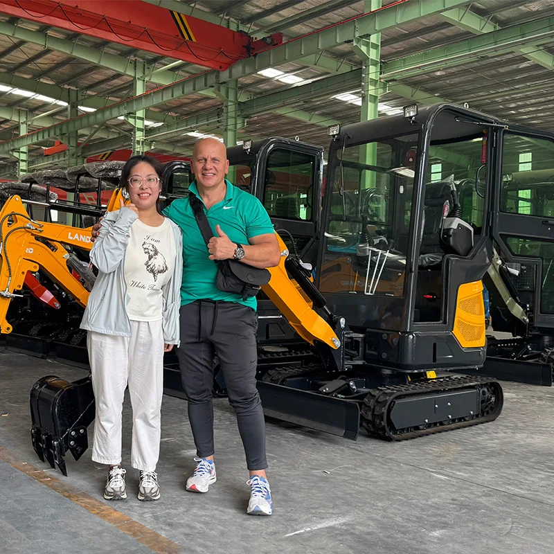 

XT18U Mini Excavator 1.8 T Mini Digger With Cab Diesel Engine Construction Equipment 2 Ton Compact Minibagger With Bucket Custom