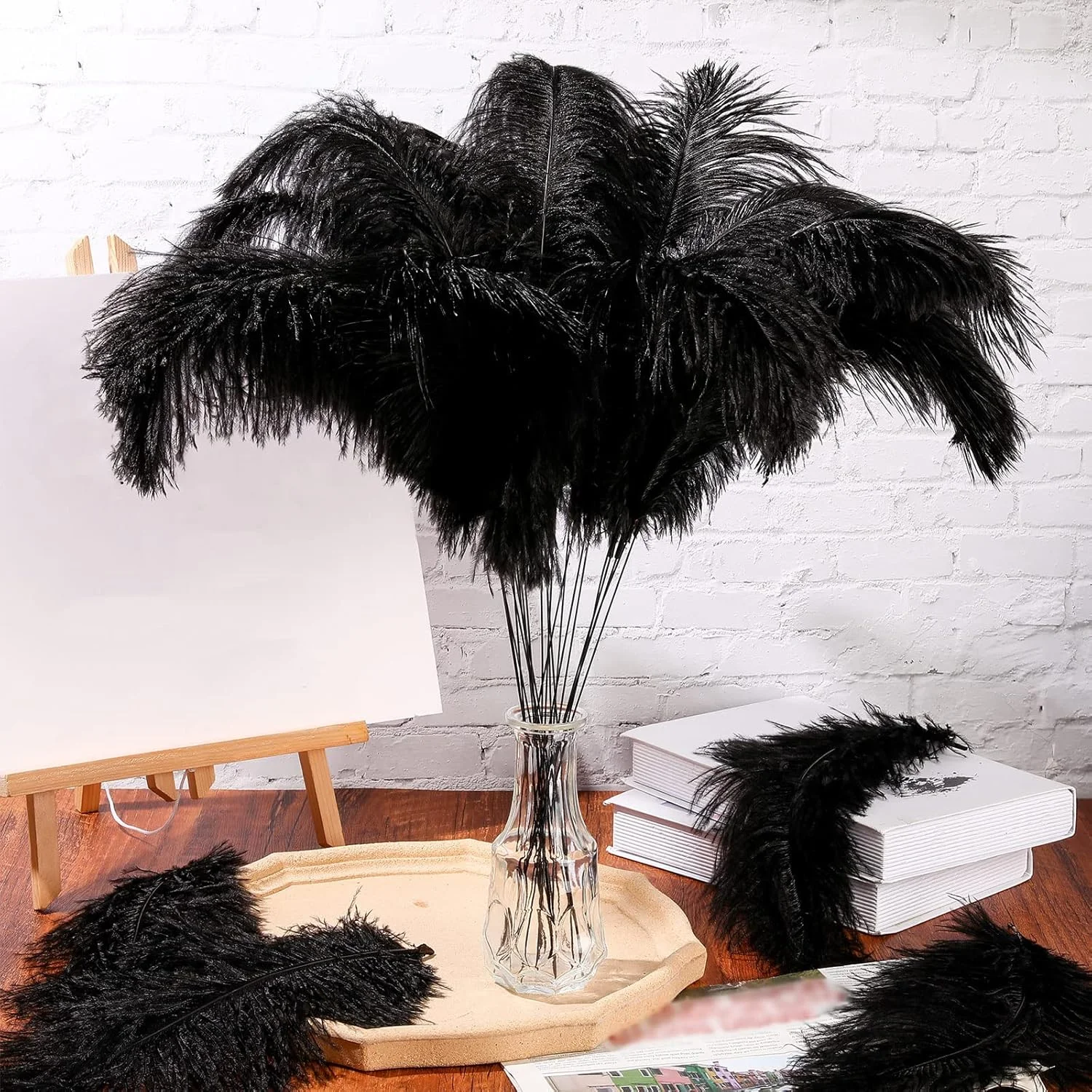 

10 ostrich feathers, loose feathers, 12 to 14 inches, suitable for home decoration, wedding costumes and handicraft making.