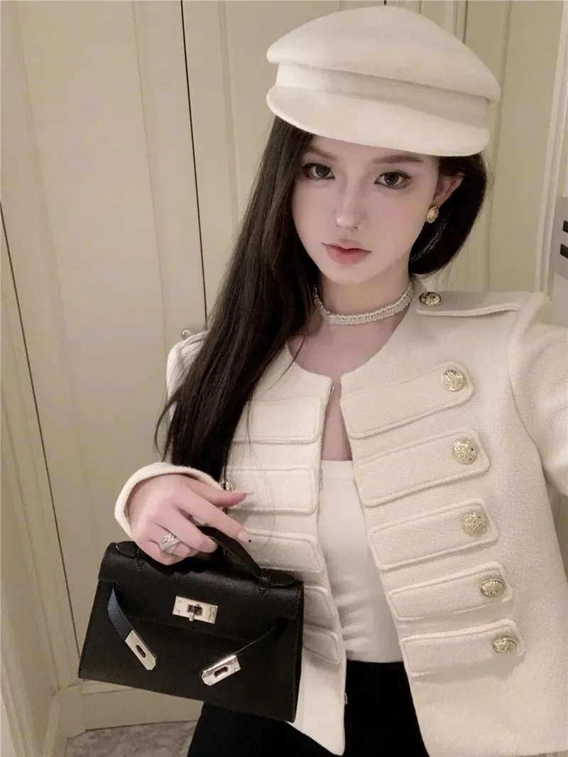 

Xiaoxiangfeng Style Socialite Short Jacket For Women 2024 Autumn New Design Long Sleeved Front Shoulder Paired With A Woven Top