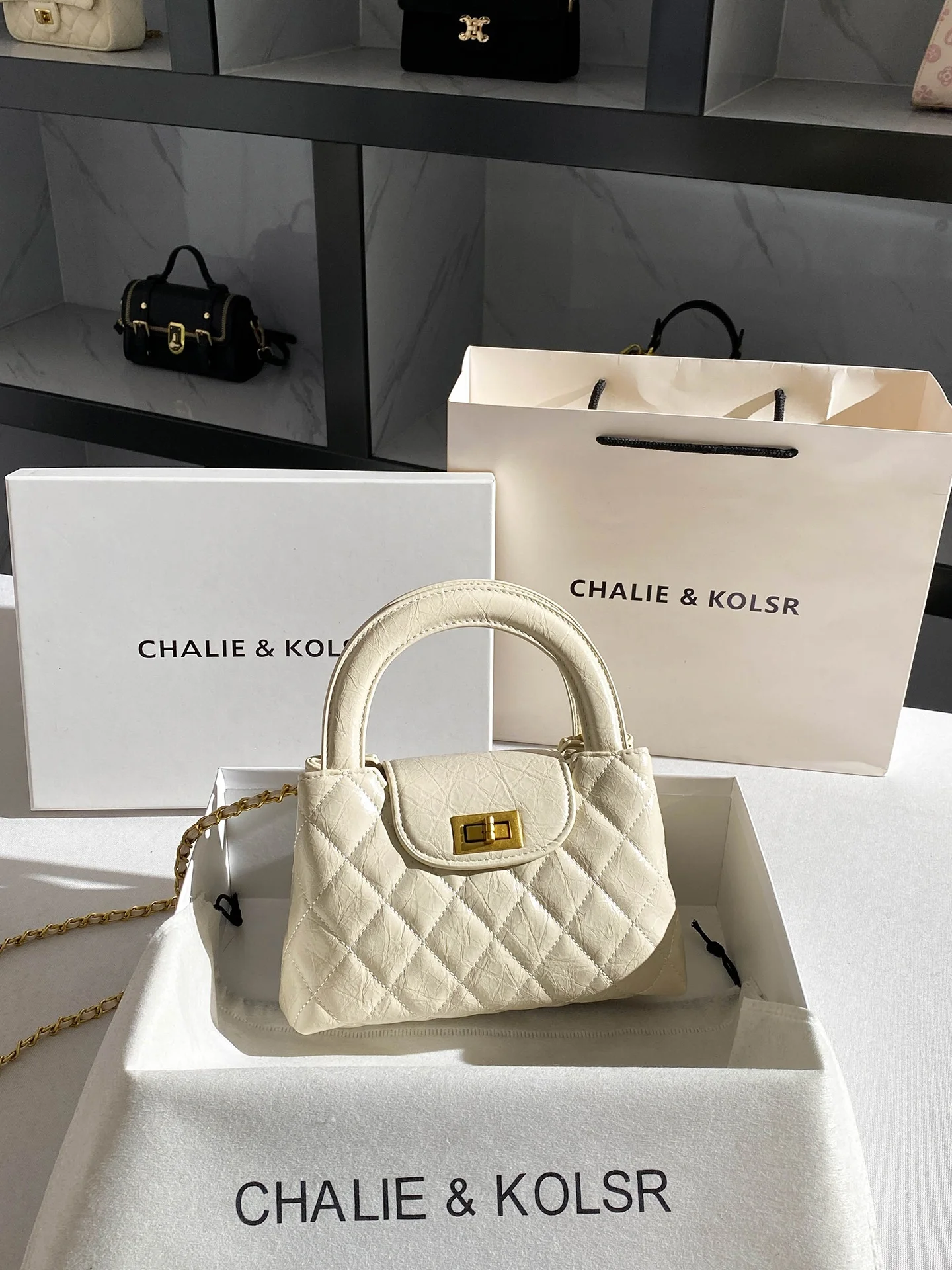 chaliekolsr-women's-chain-handbag-summer-2026-new-high-end-sensation-small-square-pattern-fragrance-style-leather-bag