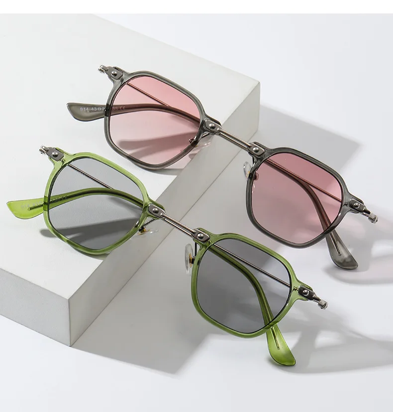 2026 Neue Unisex-Sonnenbrille im Retro-Quadrat-Design – UV400-Schutz, vielseitige Trend-Sonnenbrille mit kleinem Brillengestell