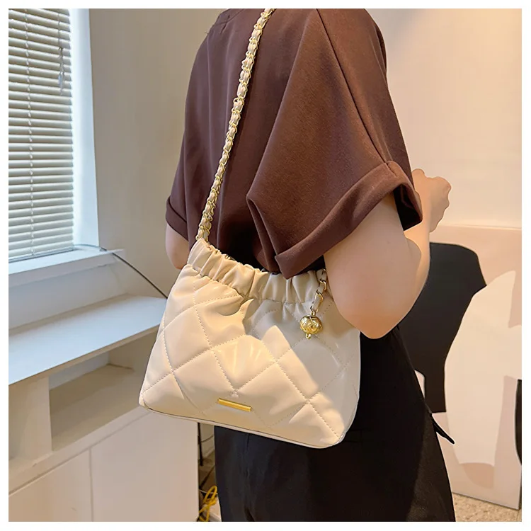 

Женская сумка через плечо из мягкой кожи большой емкости с ромбовидной плиссированной цепочкой, повседневная сумка через плечо с ремешком