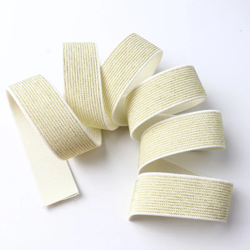 Variant: Gold on white 25mm