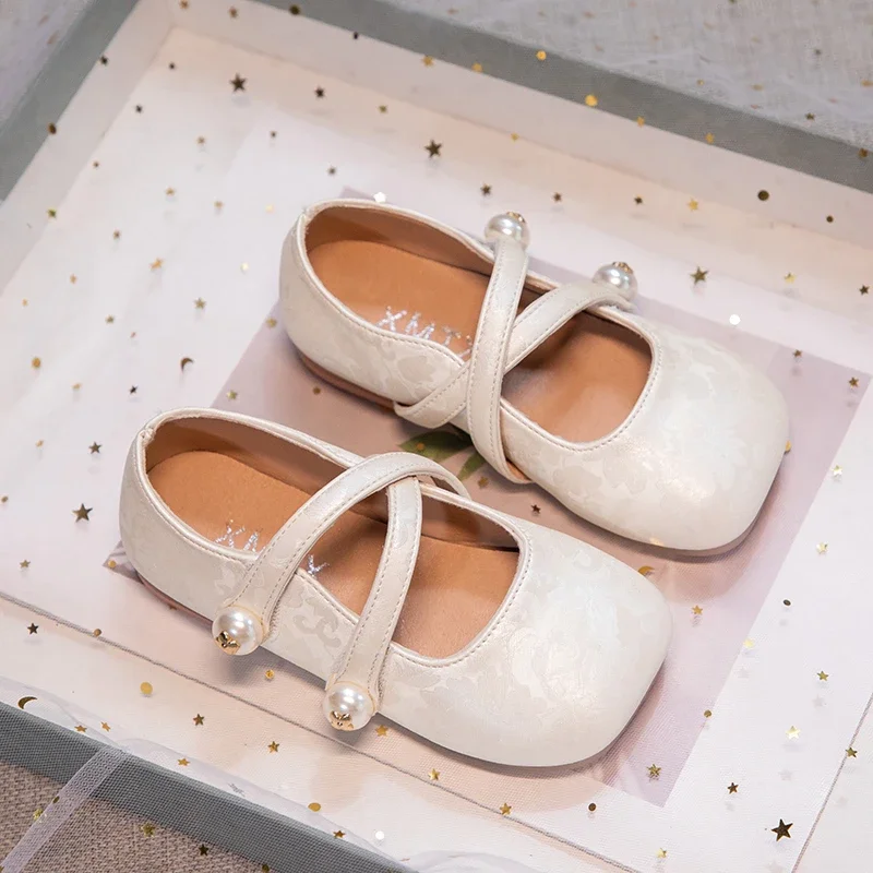 Zapatos cruzados con perlas para niños, zapatos de princesa con estampado de flores de estilo Nacional Chino, zapatos de cuero para niñas, fiesta y boda