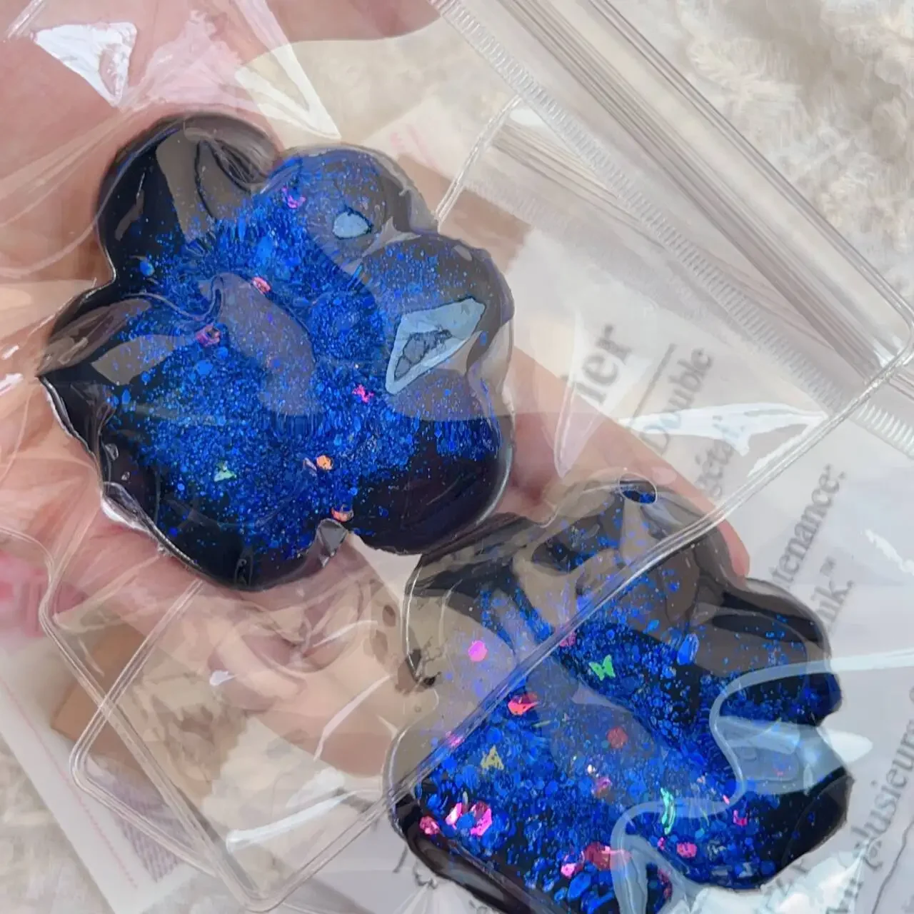Jouet Mochi spongieux de pied anti-stress, série ciel étoilé bleu foncé Kawaii patte de chat, jouet à presser Fidget, souligné Charleroi jamais