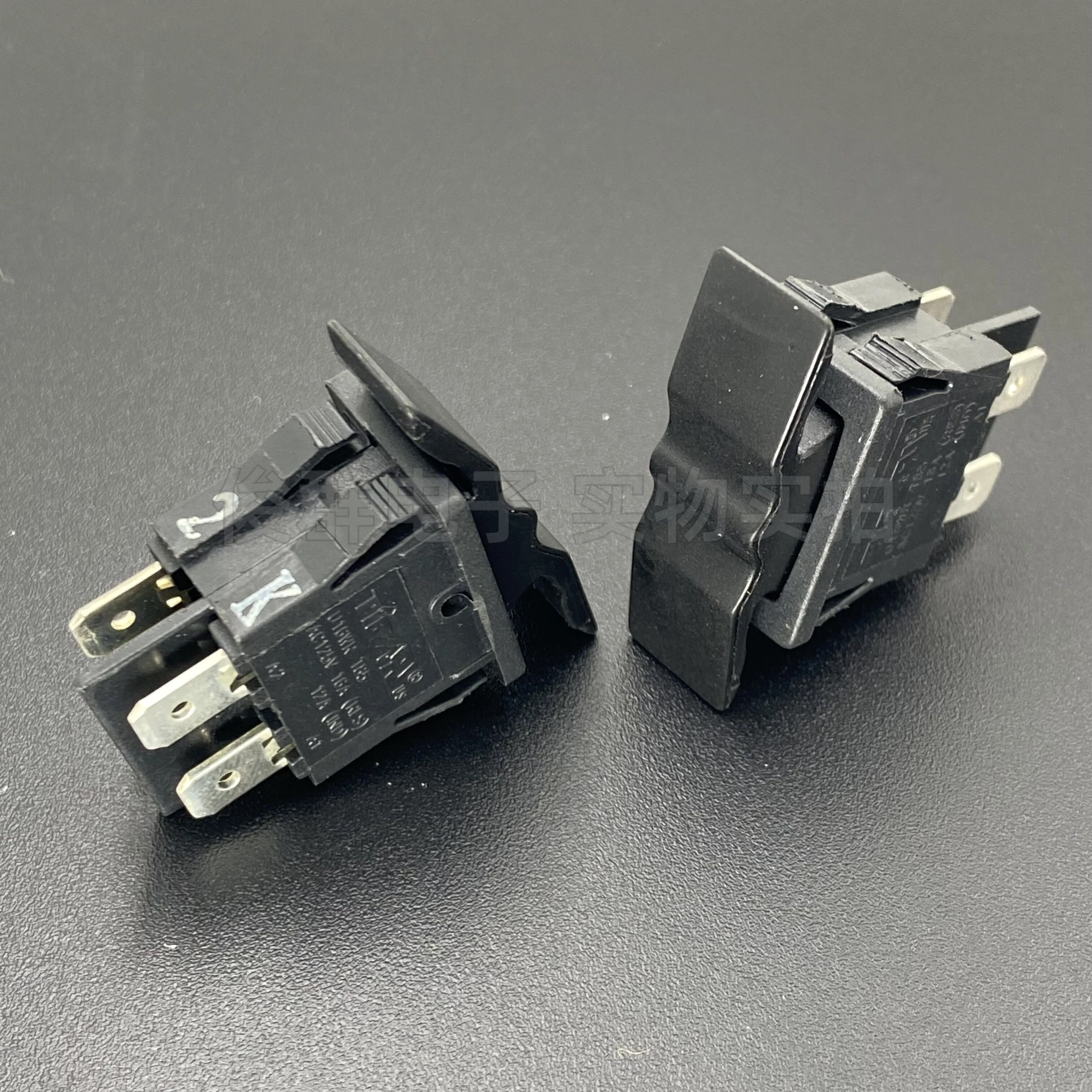 5PCS/ U16WR boat switch 10A boat-shaped 4-foot 2-gear rocker power button accessory button