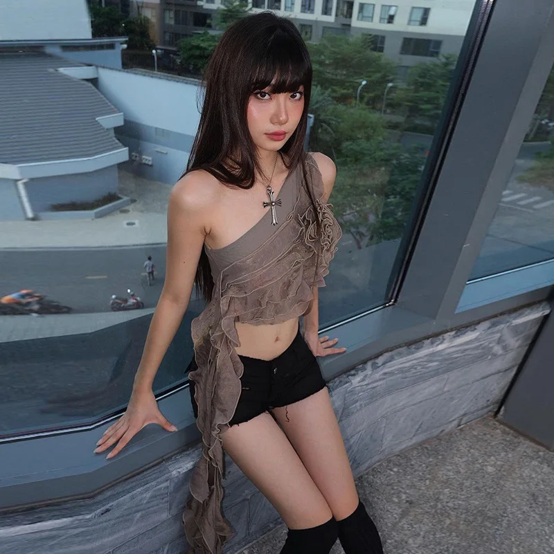 2023 Tendenza moda primaverile Abbigliamento donna Nuovo stile Spalla inclinata Dimagrante, Ombelicale a vista, Bordo fungo nero Tinta unita