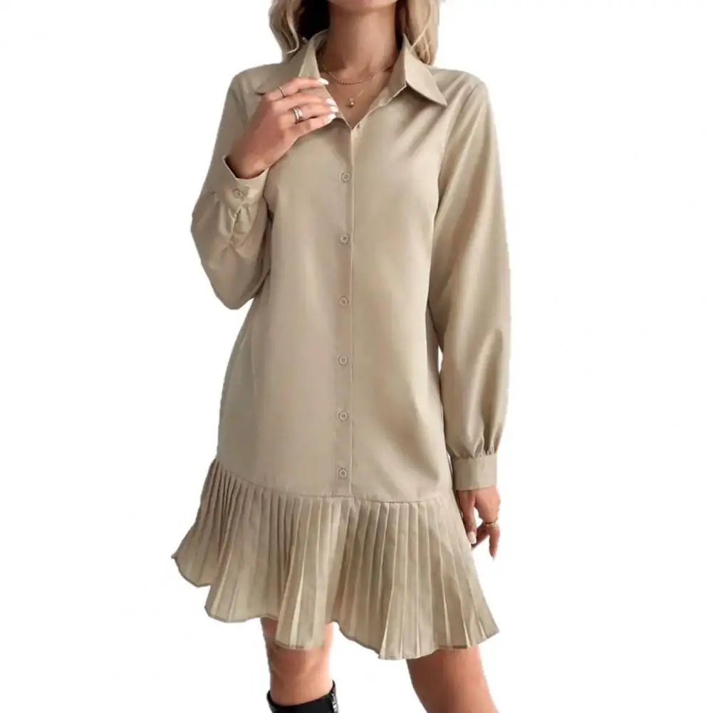فستان قميص نسائي بأزرار لأعلى وأكمام طويلة مطوي ومرقعة فستان كاجوال بياقة على شكل طية صدر السترة فستان قصير