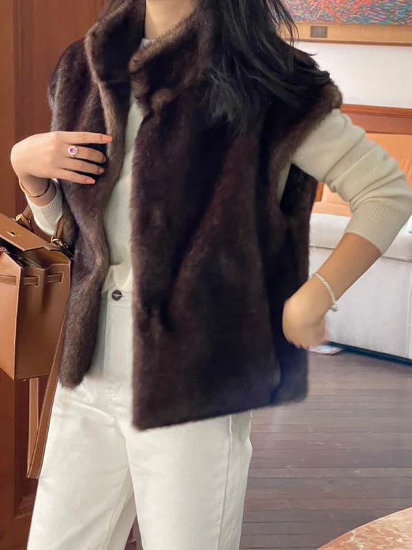 Luxury Faux Fur Vest Korean Fashion Women Winter Fall Design Solid Color High Quality Women Faux Fur Coats Sleeveless