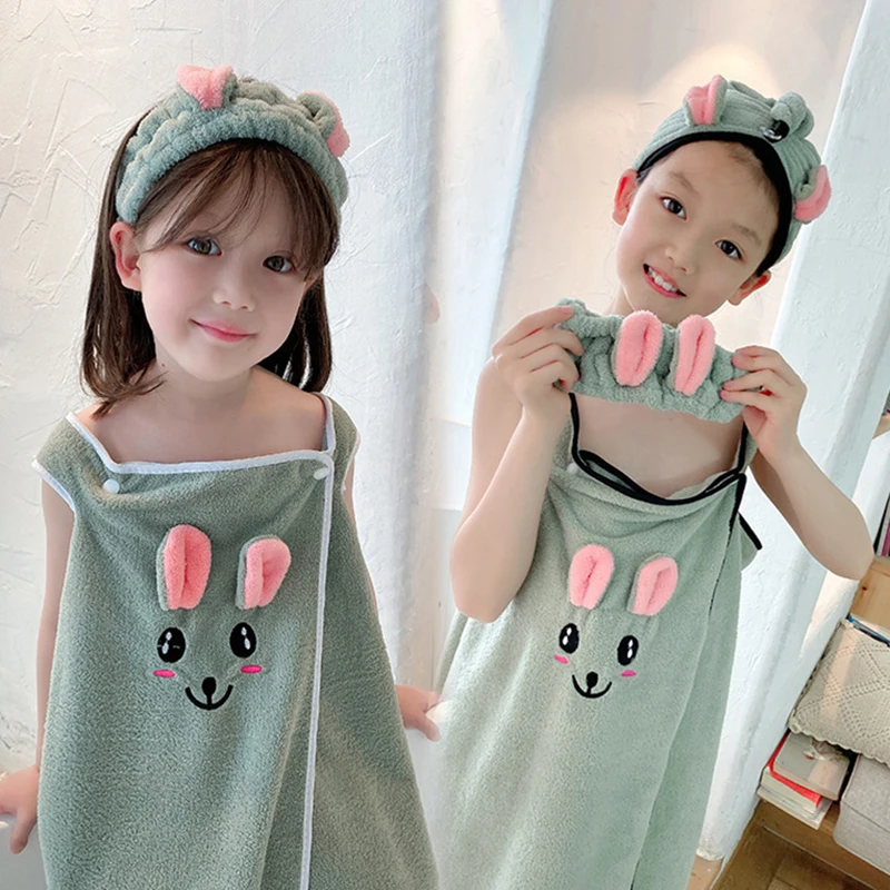 Set Rok Mandi Ikat Rambut Anak Beludru Karang Jubah Mandi Lembut dan Menyerap