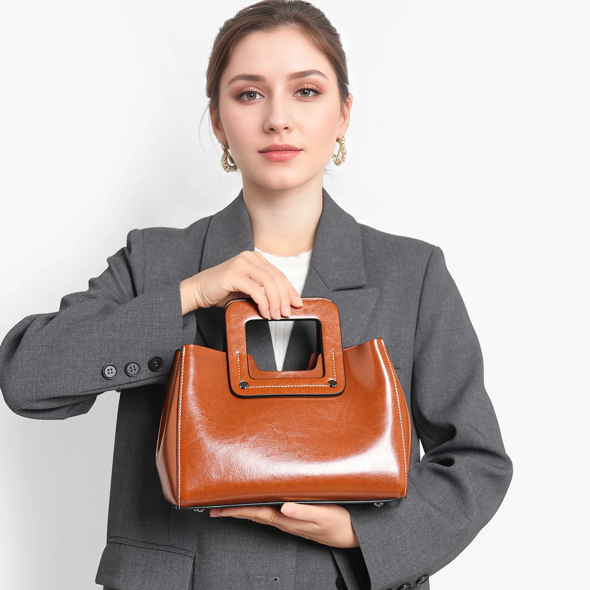 

Large-Capacity Bag for Women in Autumn and Winter, Versatile, Retro, High-End, Lightweight, Commuting, Textured Single-Shoulder Crossbody Bag