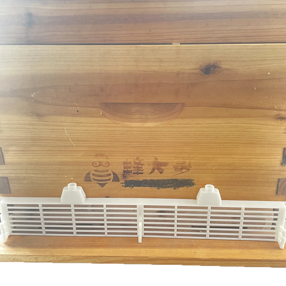 2PCS Beekeeping Queen Excluder Entrance Closer Reducer Blocking 4.3mm Gap 41cm Length Anti-Escape Hive Gate Release Spado Dual