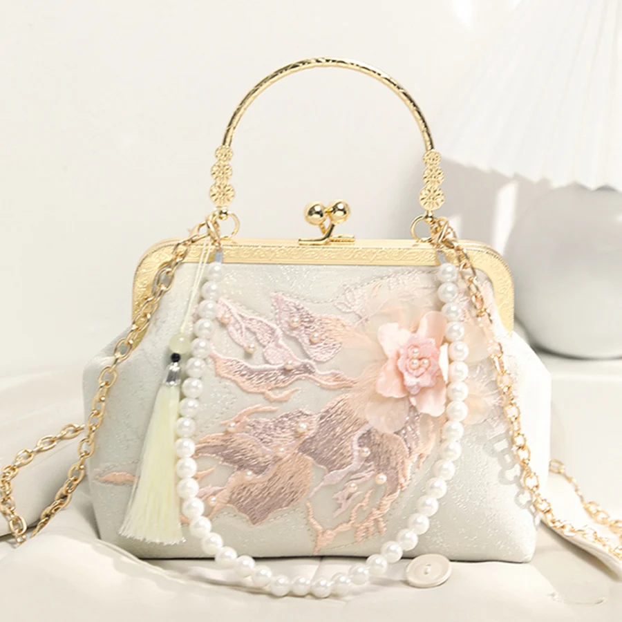 

Chinese Style Embroidered Flower Shoulder Bag Elegant Handbags Small Square Bag Wedding Party Pearl Chain Women Evening Bags Sac