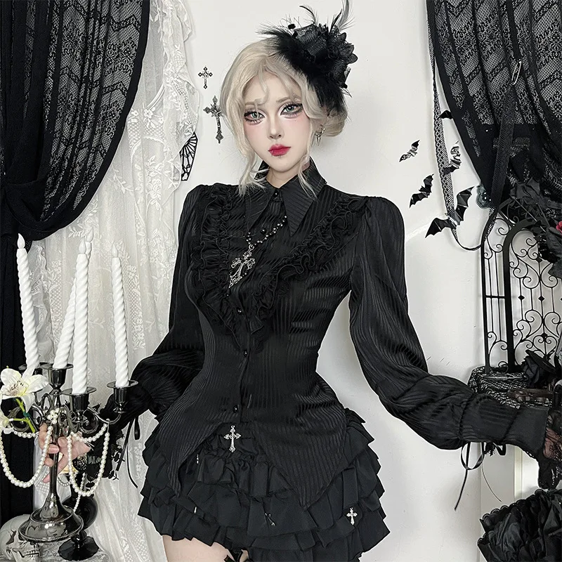 

Американская темная готическая полосатая атласная рубашка женская осенняя винтажная дворцовая стильная эстетичная лоскутная блузка с рюшами женская