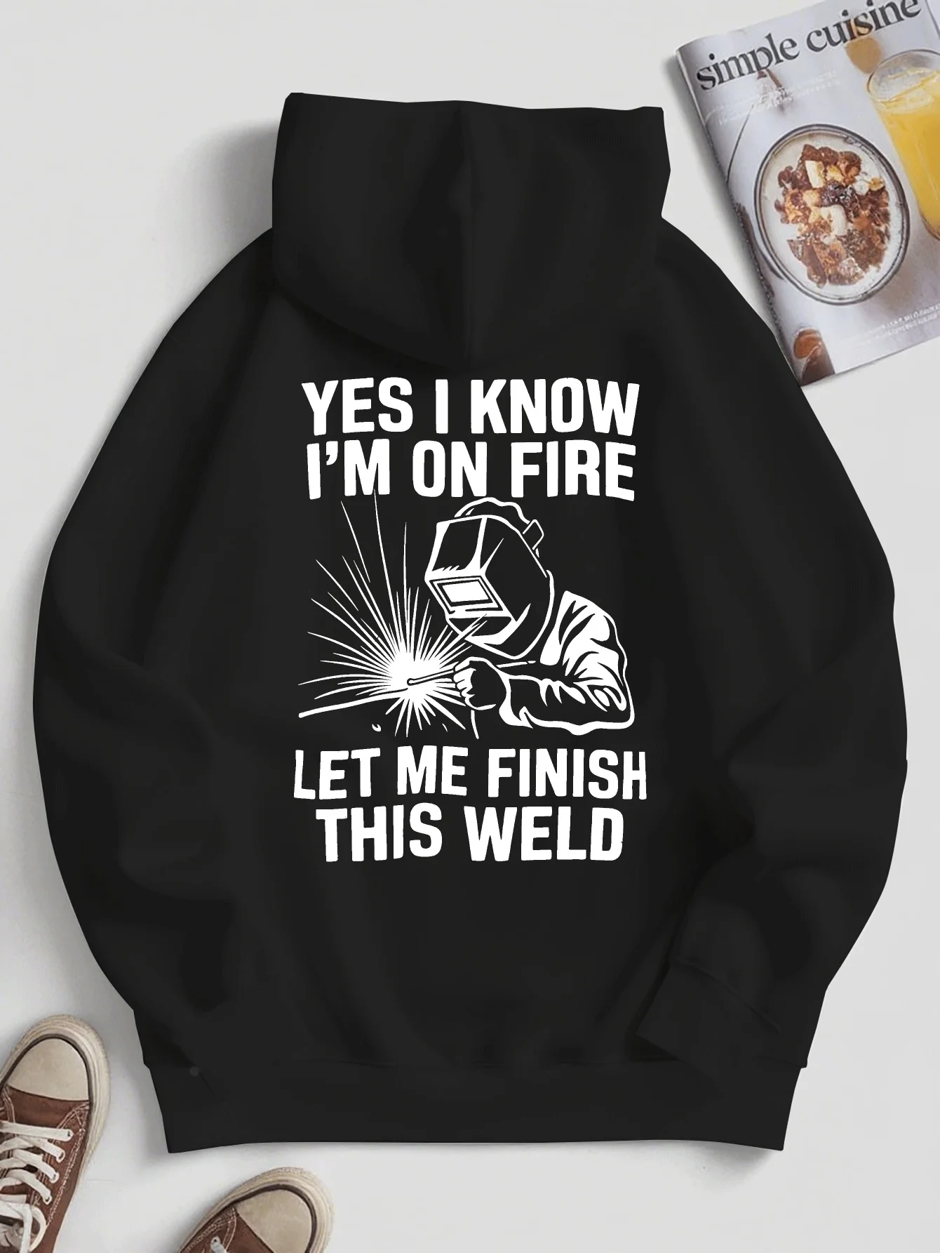 Hip Hop Streetwear Men's Hoodie, Funny Welder 'Yes I Know I'm On Fire' Graphic Print Black Casual Oversized Sweatshirt