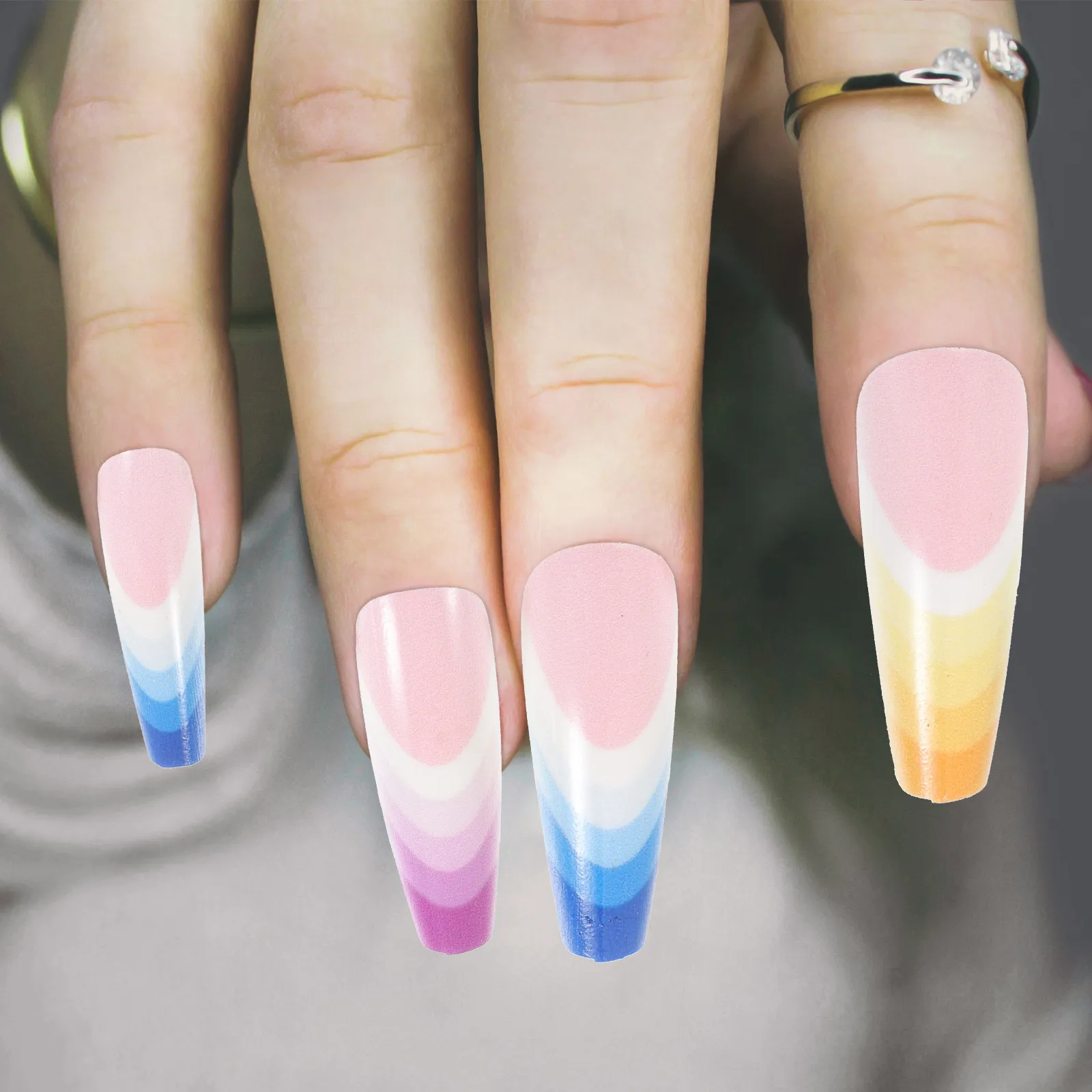 

24 шт. очень длинных накладных ногтей с радужным градиентом, модные аксессуары для маникюра для женщин