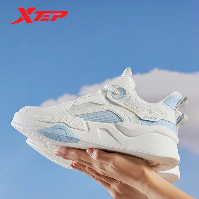 Xtep Decoding Skateboarding Shoes Women Thick Sole Increase Women\'s Sneakers Casual Fashion Female Sports Shoes 877218310004