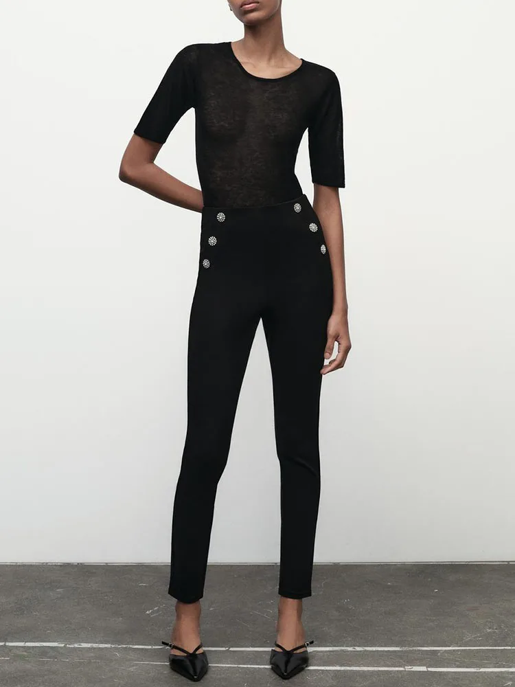 Calças fenas casuais com joias, elásticas, crimento longo, nove peças, material 00%, outono 2024