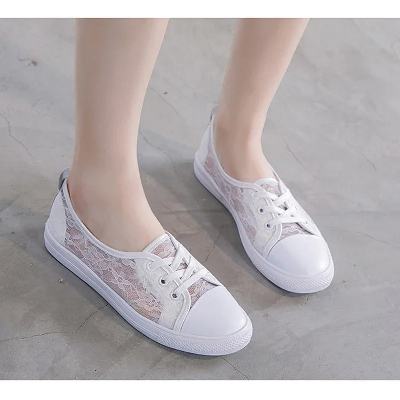 Neue Sommer Schuhe Frauen Flache Atmungsaktive Spitze Mesh Weiße Schuhe Mode Marke Damen Casual Schuhe Große Größe 42 DX511