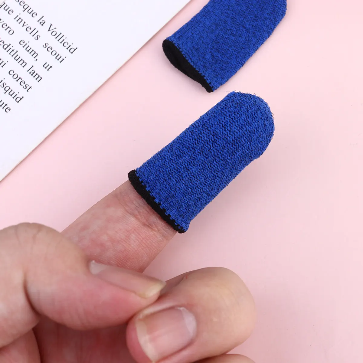10Pcs Finger Sleeve Nylon Breathable Anti-Sweat Screen Touch Finger Cover Blue Black Edge Game Playing Accessory