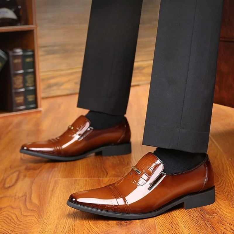 

Мягкие мужские формальные туфли без шнуровки с низким берцем. Высококачественная модная роскошная дизайнерская элегантная и классическая мужская обувь для офиса и вечеринок.
