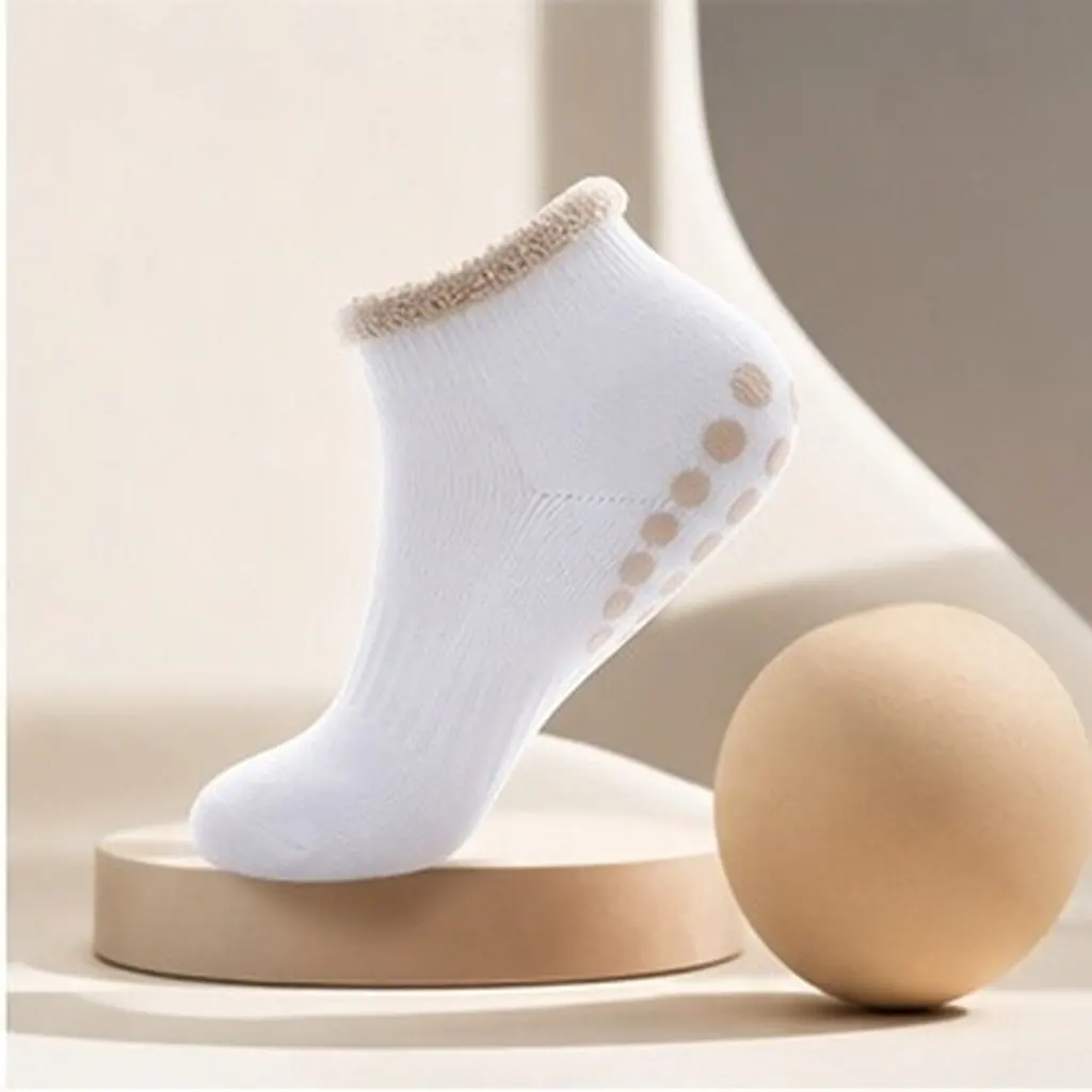 1Pair Premium Cotton Yoga Socks with Silicone Gel Dots for Women Non Skid Pilates Workout Socks Dry Comfortable Full Toe to Heel