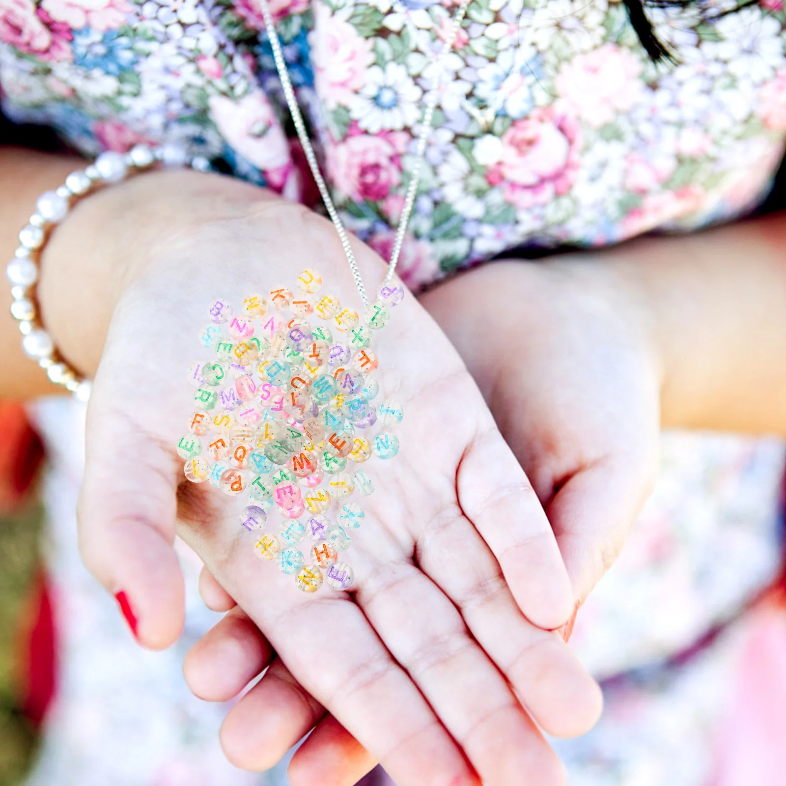 공예 알파벳 비즈 1봉지, DIY 쥬얼리 제작용 아크릴 루즈 비즈, 팔찌 목걸이 수제 선물 (친구, 가족용)