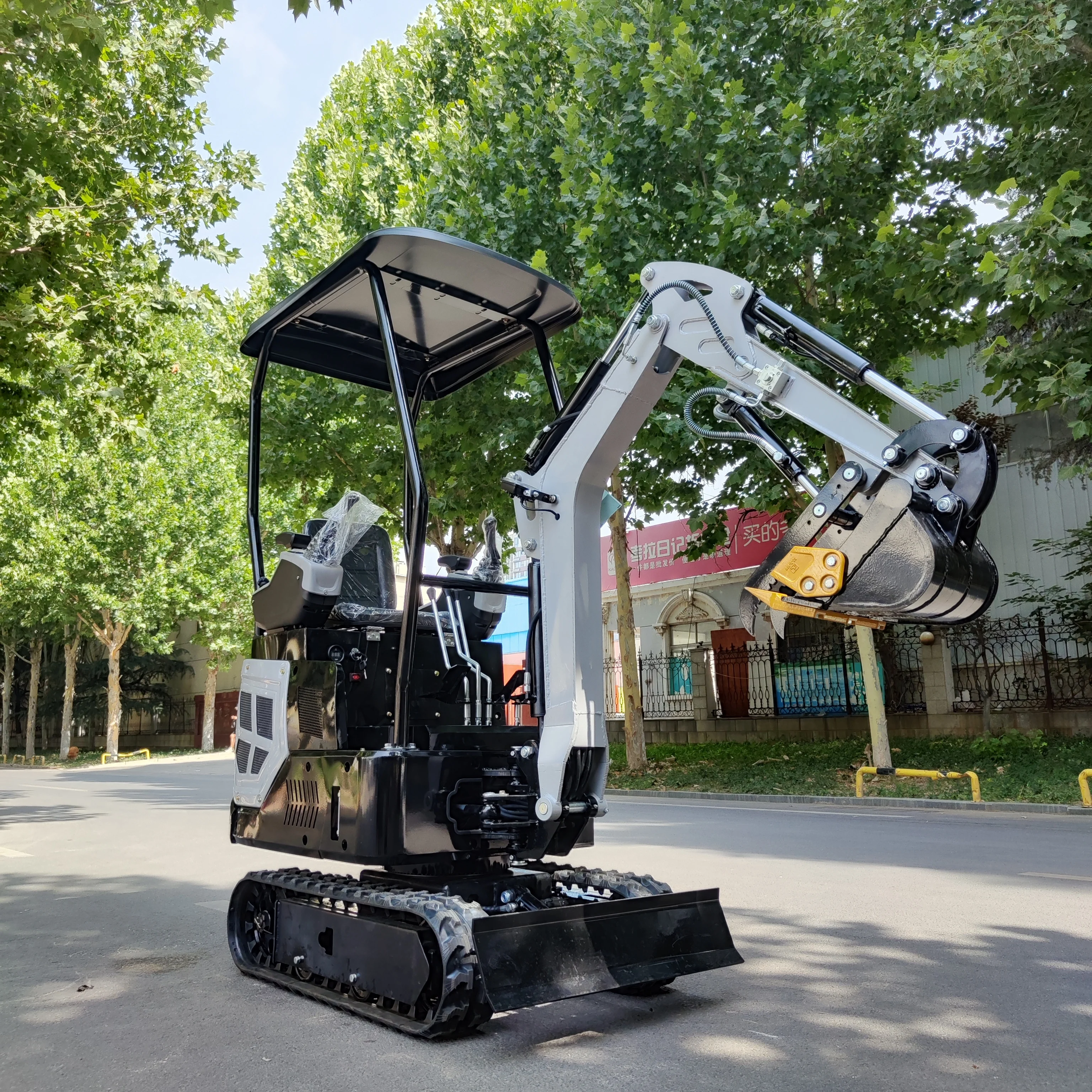 

Customize Multifunctional Mini Excavators 1.5 Ton Construction Machinery Small Excavator Wholesale Compact Mini Excavators