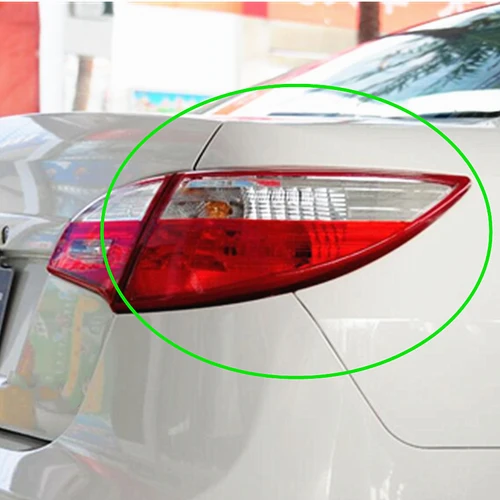 Imagen 2 del producto Accesorios para la carrocería del coche, lámpara trasera exterior de color rojo para Haima 3 2011-2015 (323 family III), FA13-51-160