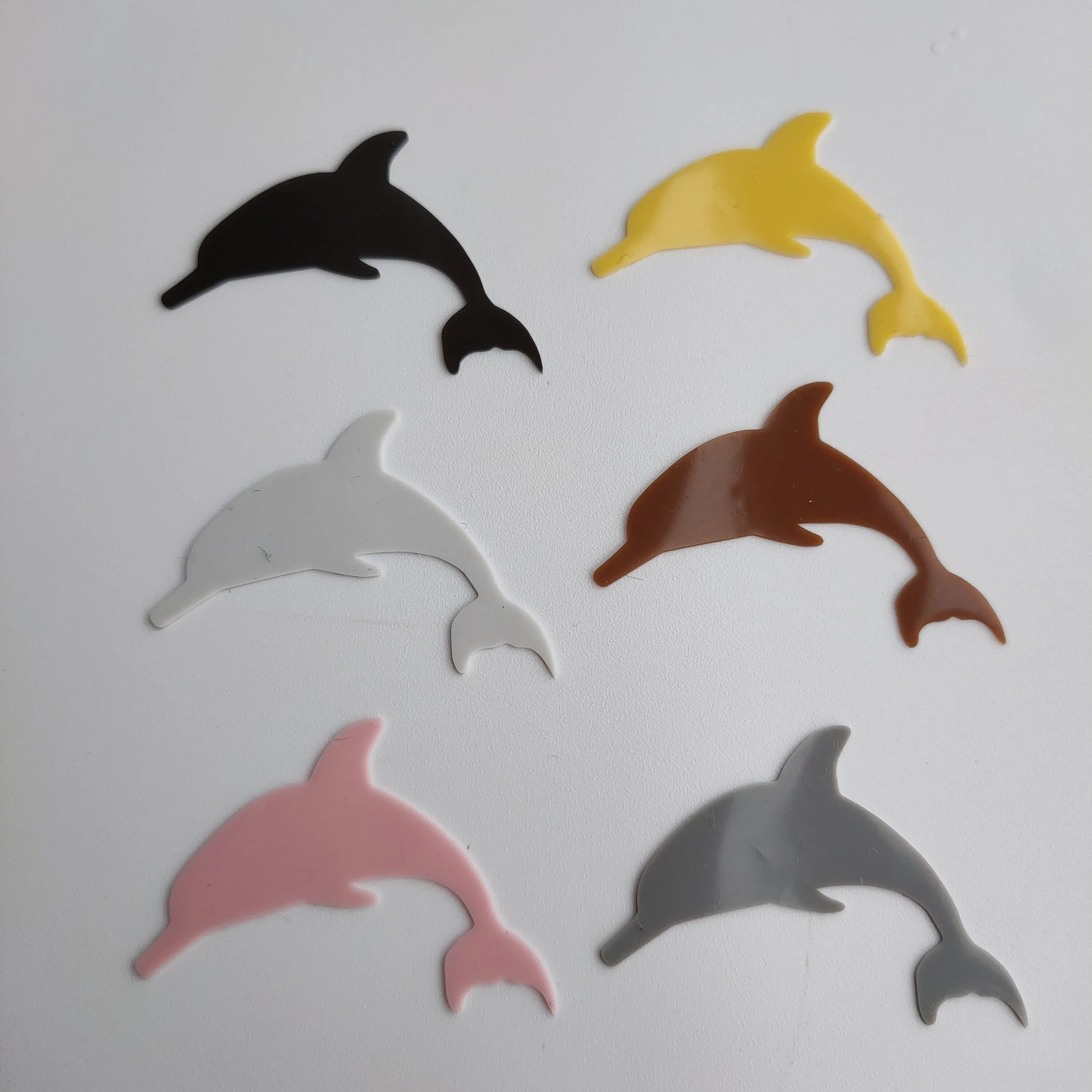 12 Pieces Reusable Sea Animal Cute Dolphin Silicone Sticky Wine Glass Charm Markers Set