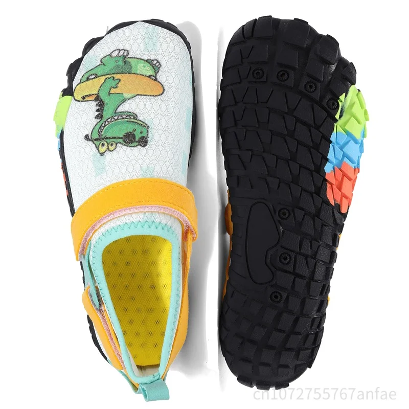 

Quick Dry Kids Aqua Shoes Lightweight Breathable Beach Wading Sneaker Children Soft Non-slip Water Shoes for Diving Surfing Swim