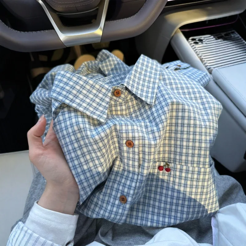 

Женская винтажная рубашка в клетку 2026: Новинка, с цветочной вышивкой, свободный крой, длинный рукав, повседневная весенняя верхняя одежда