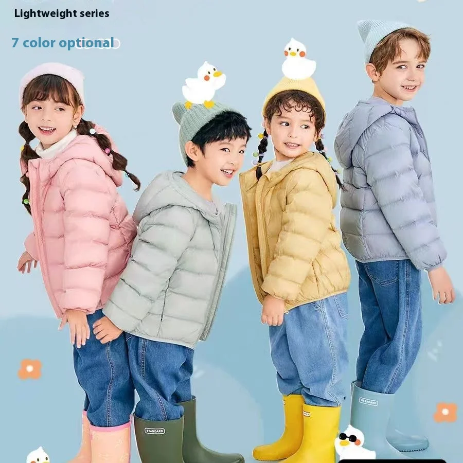 

New Children's Lightweight Feather Silk Jacket for Winter, Unisex Kids' Hooded Short down Coat Made of White Duck Down.