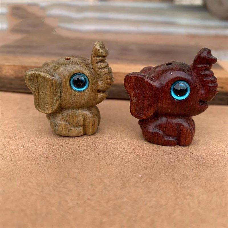 Mini Lovely Auspicious Wooden Little Elephant Figurine Ornament 1.37