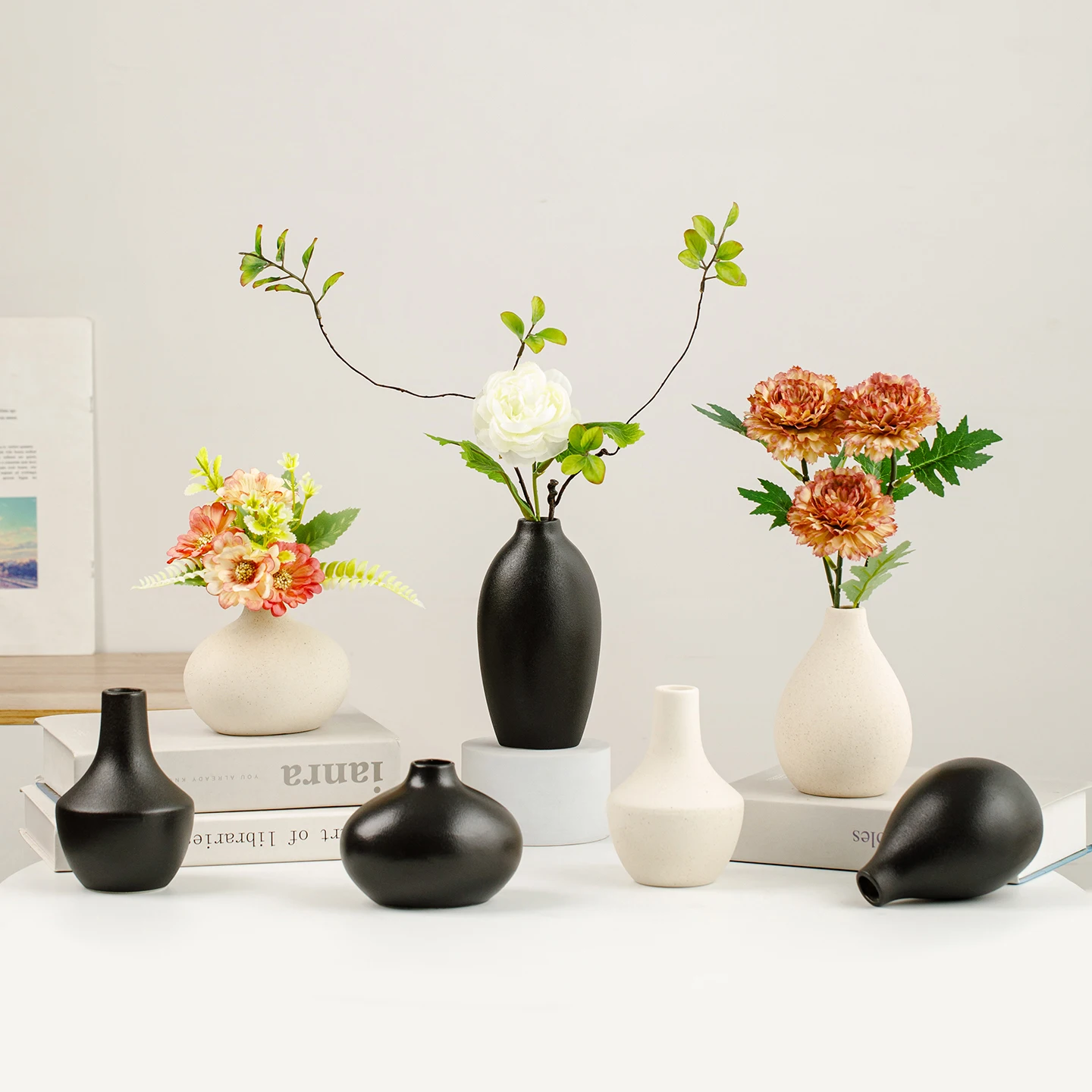 

Ceramic vase - Wabi-Sabi style - Shigaraki pottery - Artistic table decoration - Flower vase