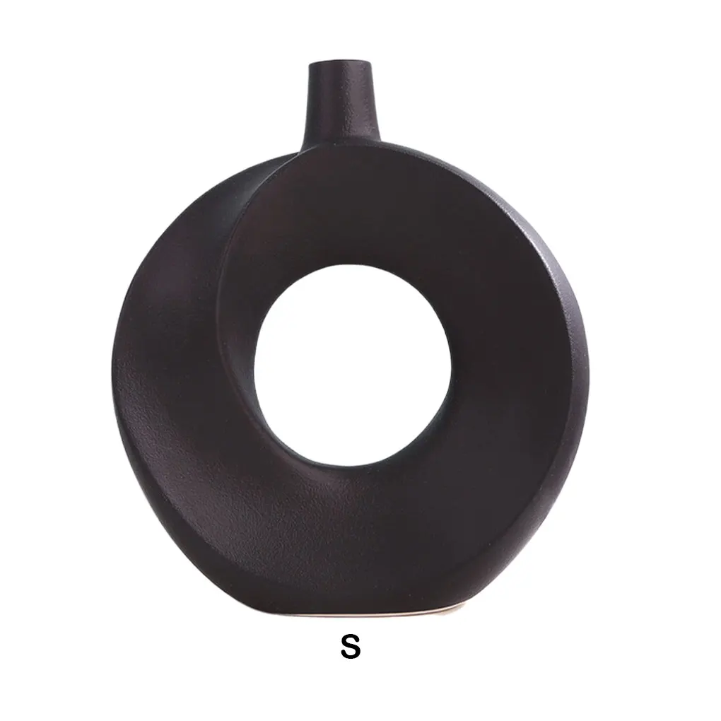 Eye-catching Ornaments Donut Vase For Living Space Which Some ple Lines To Describe More Unique