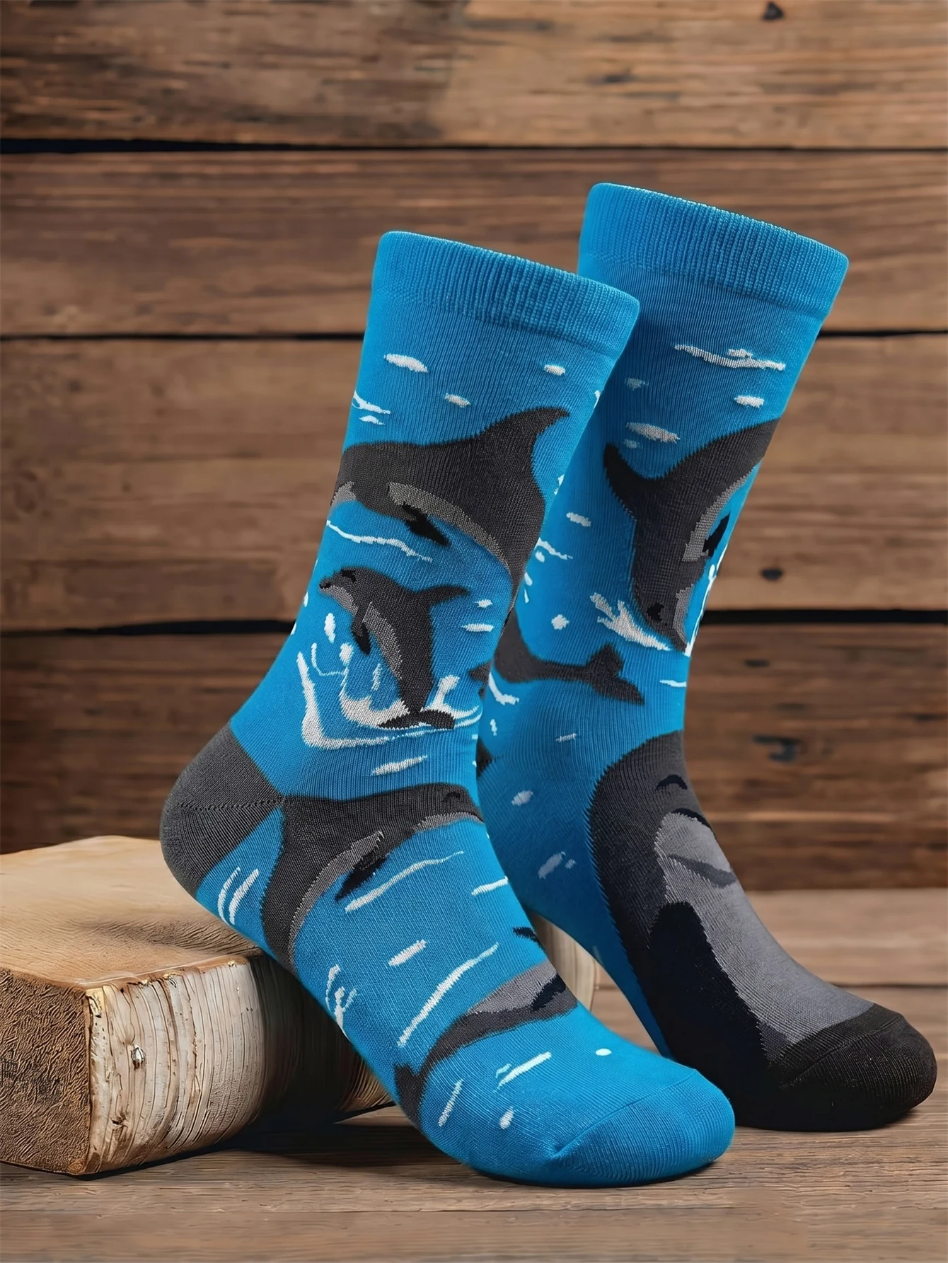 

1 Pairs Crew Socks For Men Dolphin Print Socks with Wave Pattern Novelity Funny Socks Gift for Women Men Daily Wear