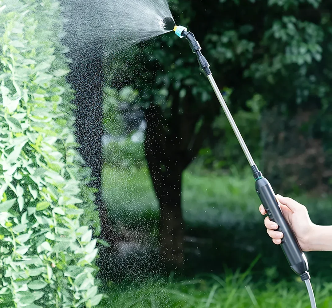بخاخ كهربائي يعمل بالبطارية، بخاخ حديقة، فوهة رذاذ دقيقة، عصا بخاخ حديقة تعمل بالبطارية مع فوهتين #5