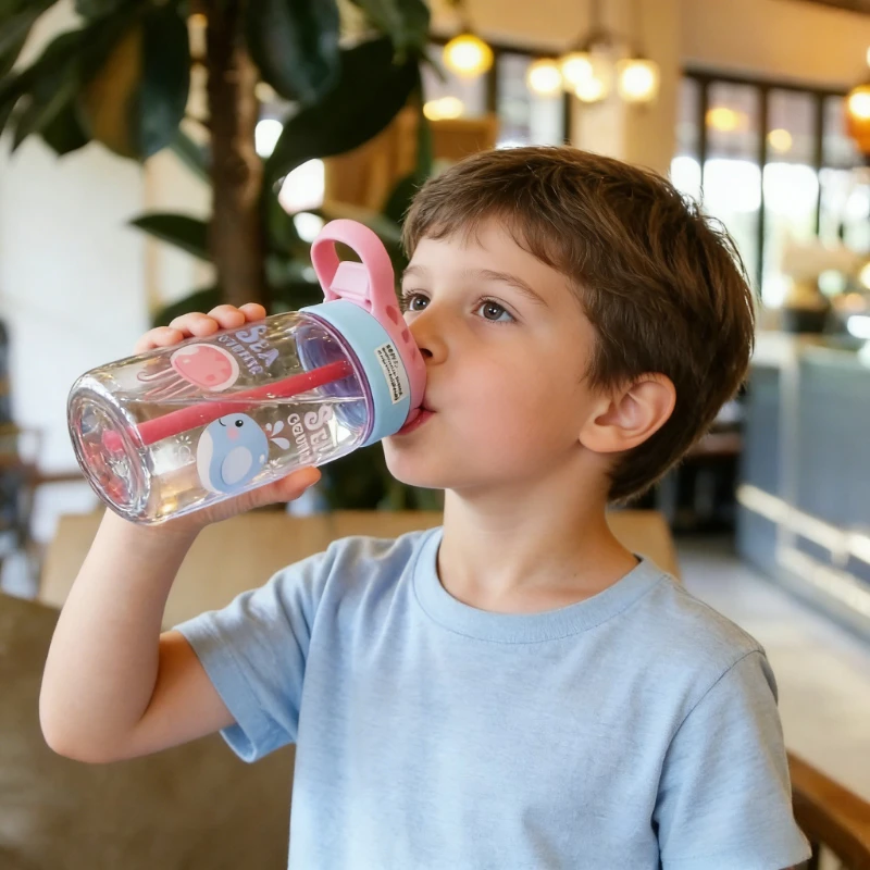 

Детская кружка-непроливайка 5123654 с трубочкой, креативный дизайн, мультяшные персонажи, для кормления малышей, герметичная, портативная, для улицы