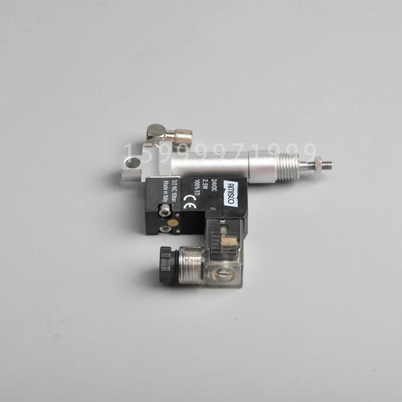 

61.184.1031 SOLENOID VALVE SM52 PM52 PRINTING MACHINE PARTS