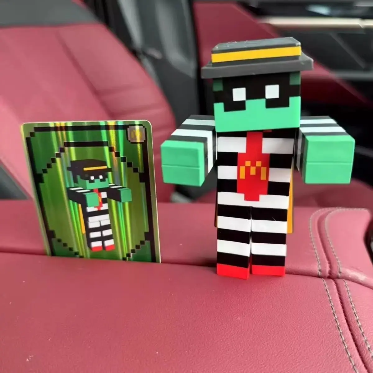 Nuevo juguete de comida feliz, juguetes de películas Mc, Steve Dennis Creeper Piglin, figura de Anime, adornos, juguete personalizado, regalo para niños