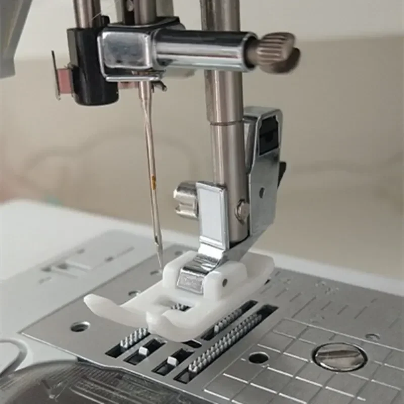 Roller Sewing Presser Foot Straight Stitch Leather Non-Stick Zigzag Teflon Sewing Machine Tool for All Low Shank Snap-On Singer