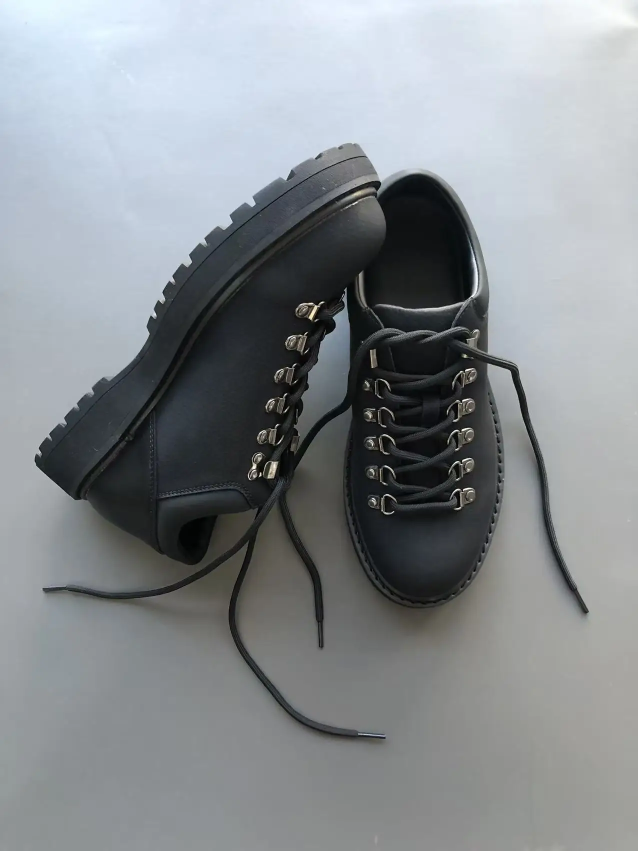 

Outdoor Climbing Shoes Men's Casual Work Leather Shoes Big Head Thick Bottom Heightening Commuting Men's Shoes