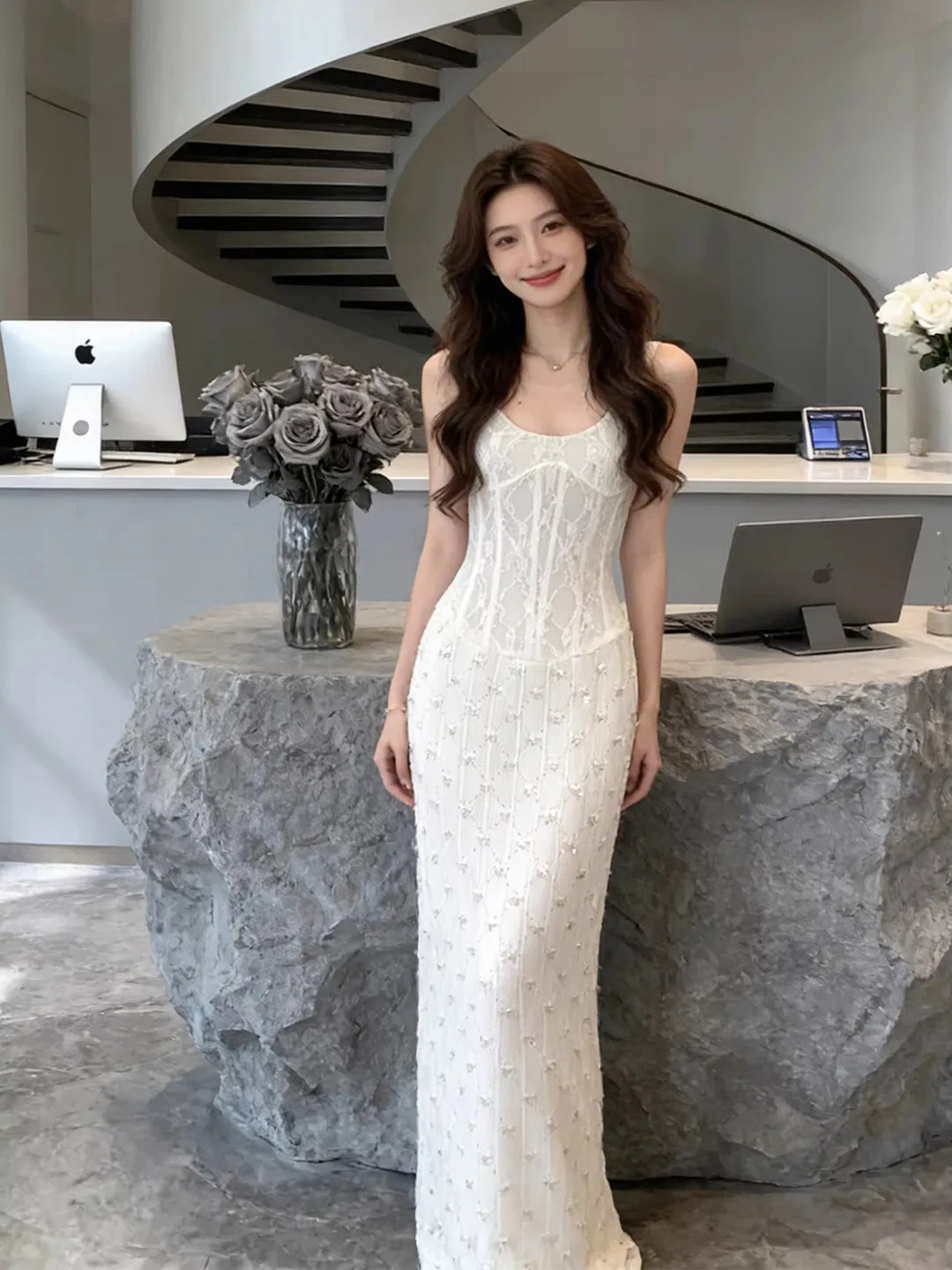 

Elegant High-Waist Long Dress Birthday Party Special Design Luxury Minimalist Strapless Gown for Banquet And Anniversary