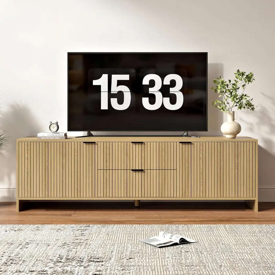 Built-In vs. Standalone TV Stands: Which One Is the Right Choice for Your Home?