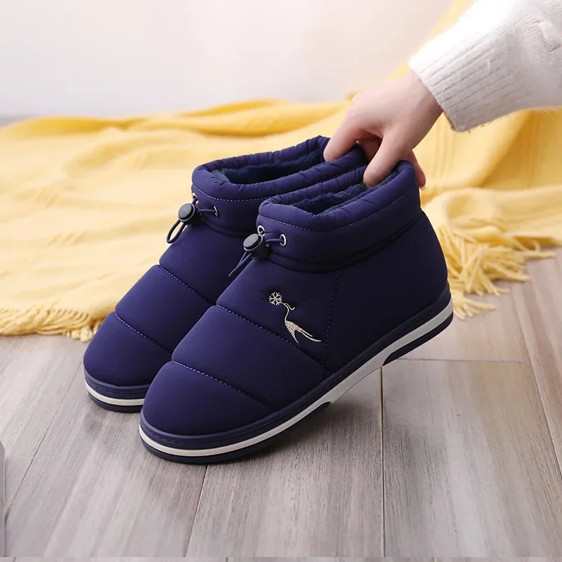 Women Winter Cotton Shoes Couples Snow Boots Keep Warm Outdoor Wear Flat Heels Non-slip Soft Lightweight Down Female Footwear